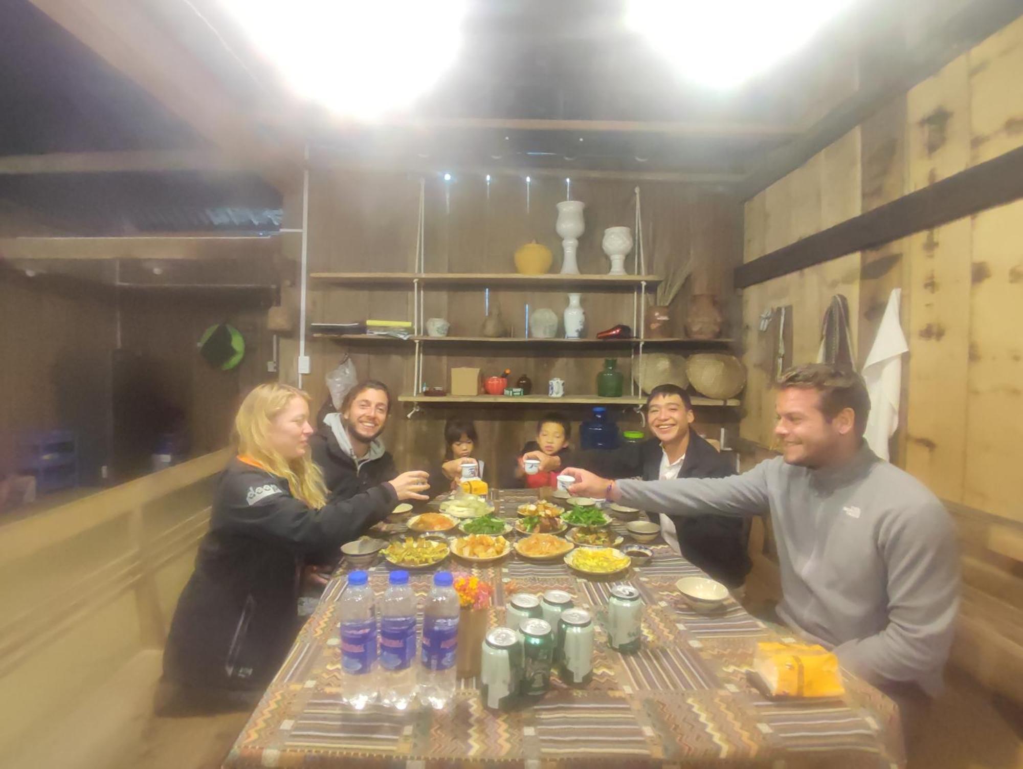 Lung Muoi Homestay Na Giao Zewnętrze zdjęcie